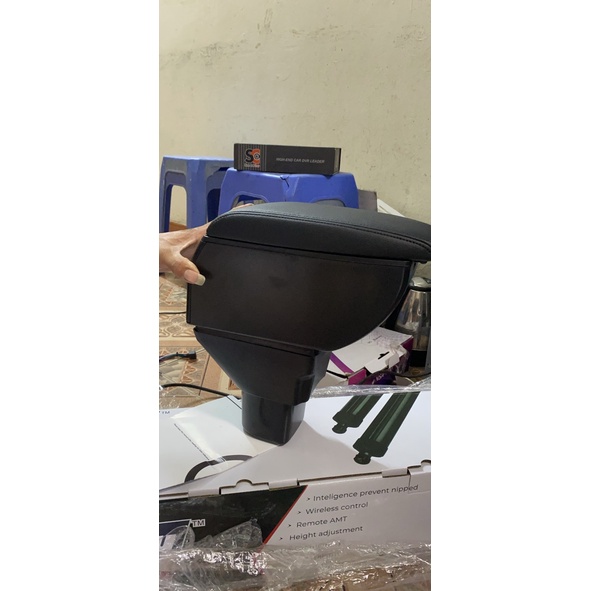 Bệ tỳ tay Nissan Almera cao cấp