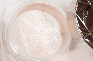 Phấn phủ dior