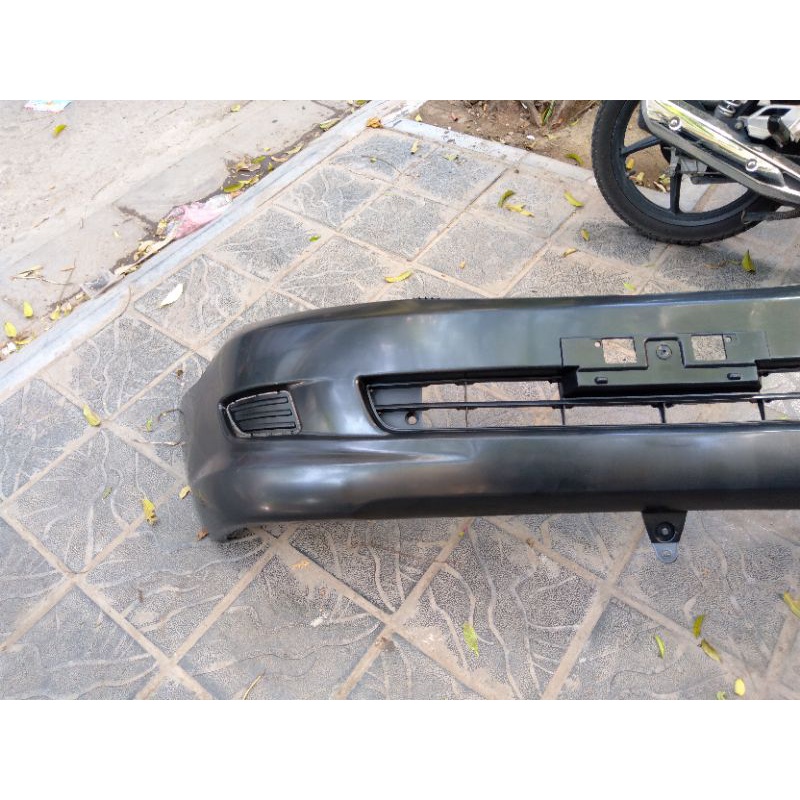 Cản trước Innova 2006