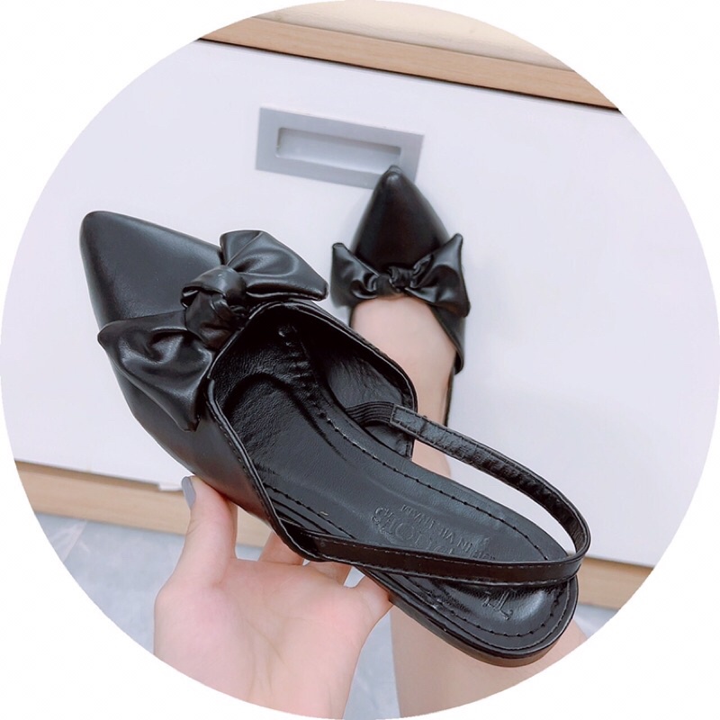 Dép sandal học sinh nữ mũi nhọn da lì nơ ấu quai chun sau