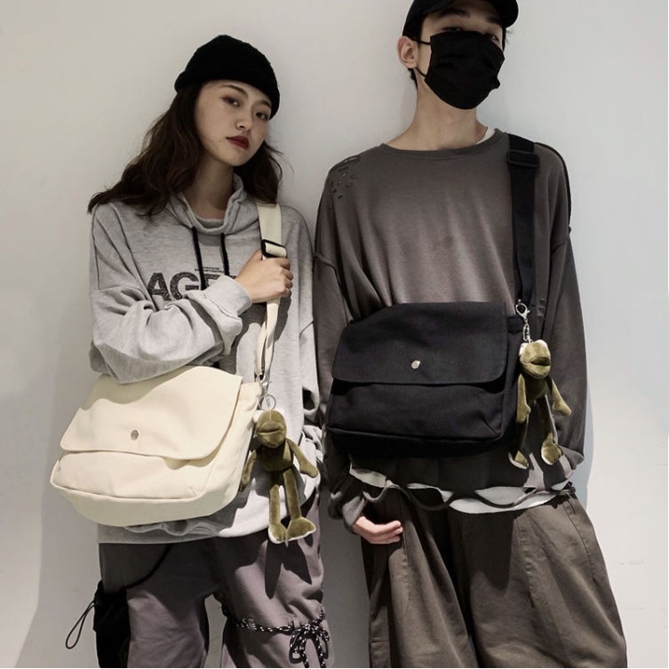 Túi tote đeo chéo Unisex nam nữ-vải dệt canvas màu trắng -đen-phong cách Ulzzang nam nữ