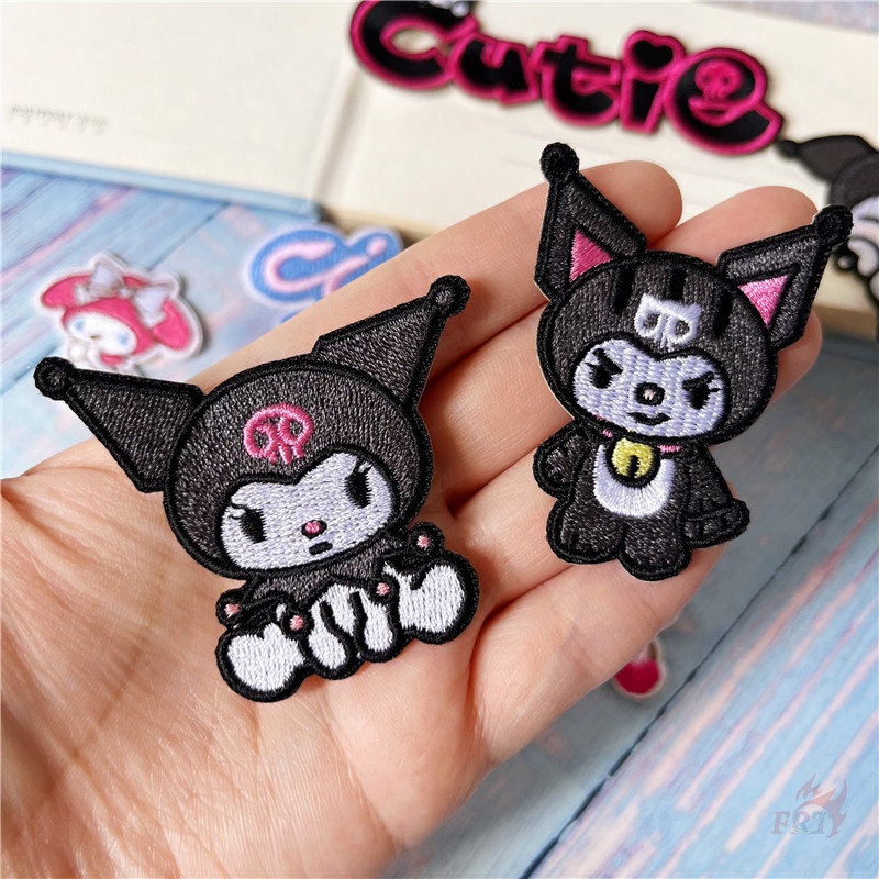 ☸ Miếng Dán Hình Nhân Vật Hoạt Hình Cinnamoroll / Melody / Kuromi Tự Dính ☸ 1 Miếng Dán Patch Với Họa Tiết Kiss Cutie Dùng Cho Quần Áo, Túi Xách