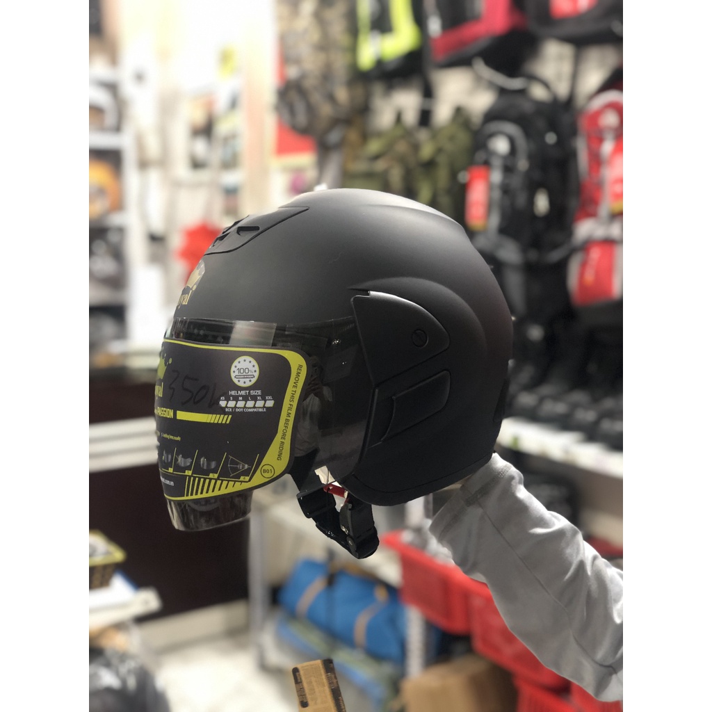 Mũ bảo hiểm 3/4 Royal M01 chính hãng