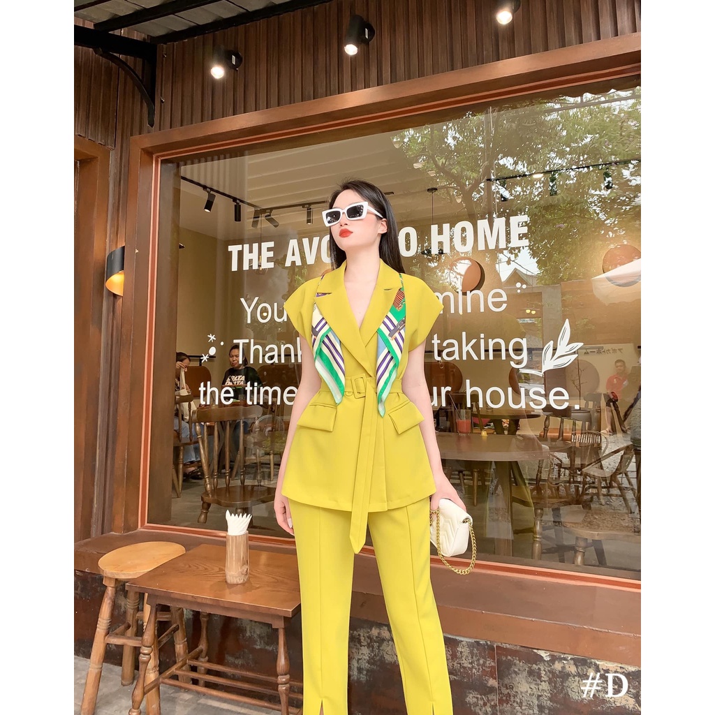 Sét vest kèm khăn lụa