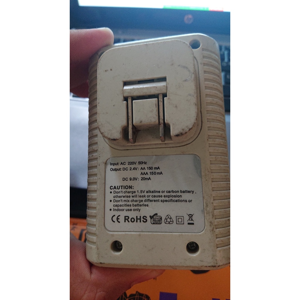 Cục sạc pin AAA, AA, 5V