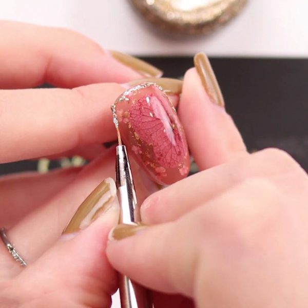 Gel nhũ vẽ viền siêu sáng, trang trí móng tay