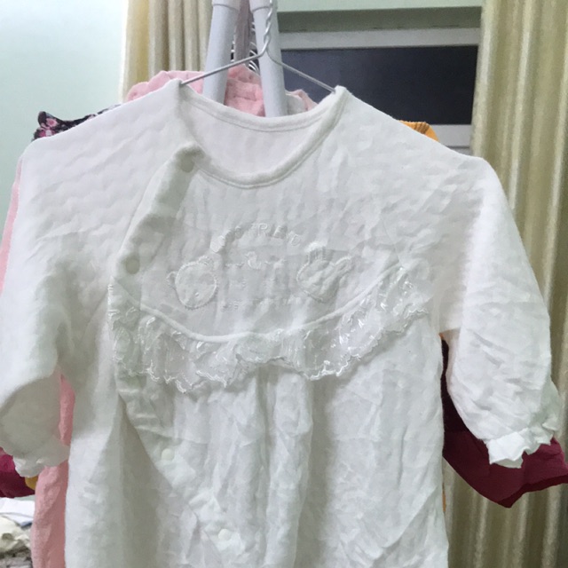 Đồ của Nhung Nhung