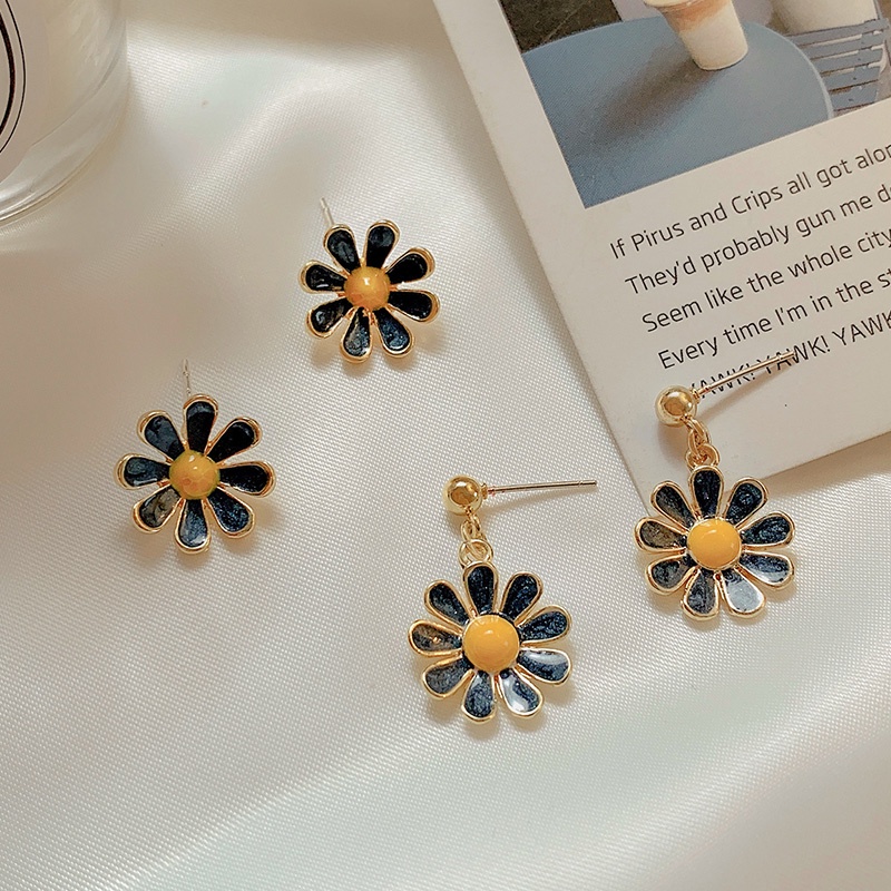 Bông Tai Hình Hoa Cúc Thời Trang Hàn Quốc Cổ Điển