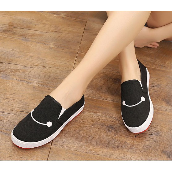 Slip on mặt cười lớn dễ thương | BigBuy360 - bigbuy360.vn