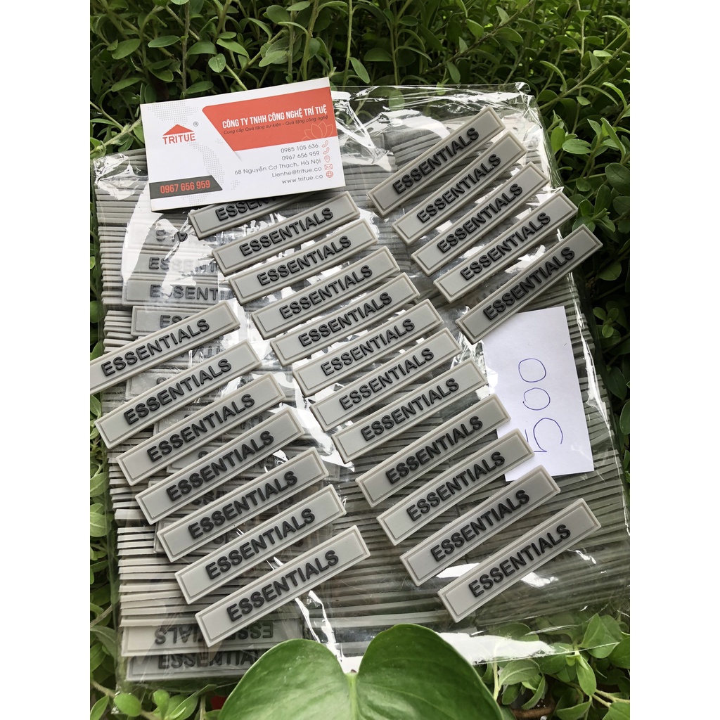 Bán tem mác cao su essential có sẵn tại shop từ 01 chiếc