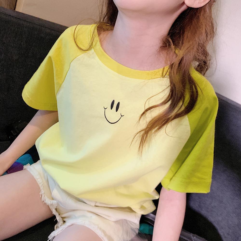 Áo thun tay ngắn thiết kế mới theo phong cách Hàn Quốc thời trang cao cấp mùa hè 2022