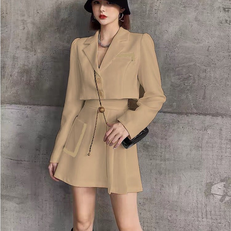 Váy Và Áo Vest Croptop Kèm Quần Trong Phong Cách | BigBuy360 - bigbuy360.vn