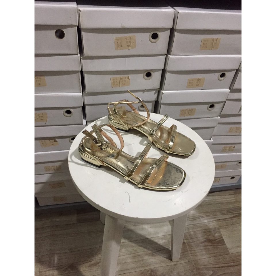 Sandal quai hậu đế thấp thiết kế quai mảnh thoải mái dễ đi màu vàng Shop Phương Nhi