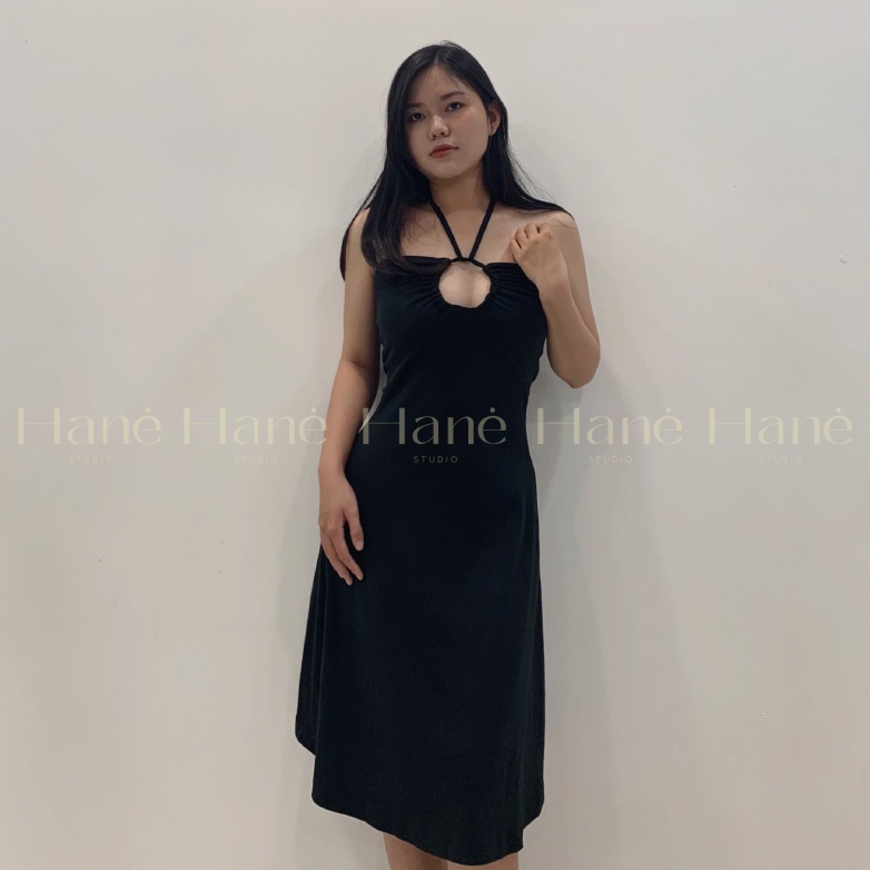 Set Đầm Dài Cut Out Nữ Tính Và Áo Khoác Crop Top