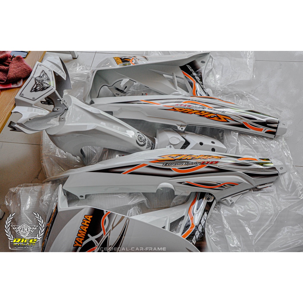 Tem Sirius FULL trắng Mẫu S Thái  Mới