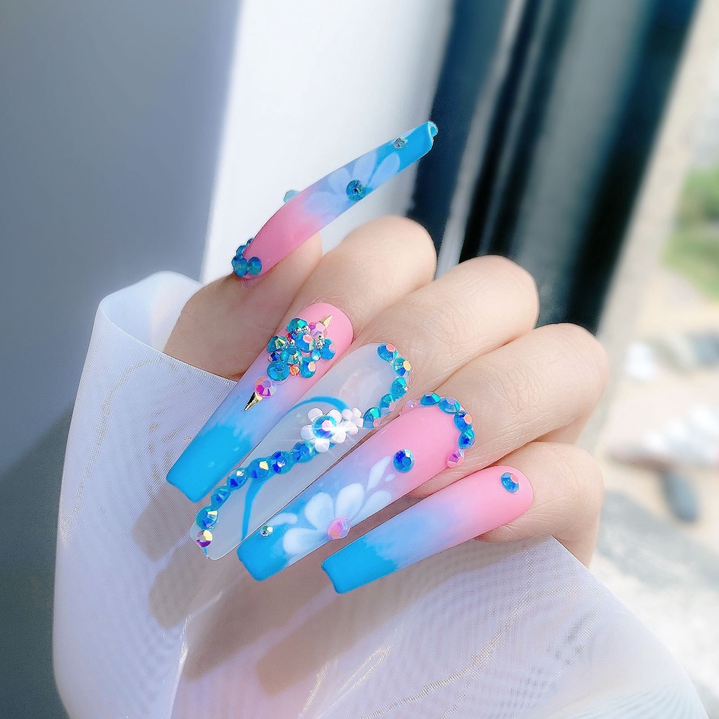 1 Hộp Phụ Kiện Trang Trí Móng Tay 3D Nhiều Màu Sắc Bắt Mắt DIY