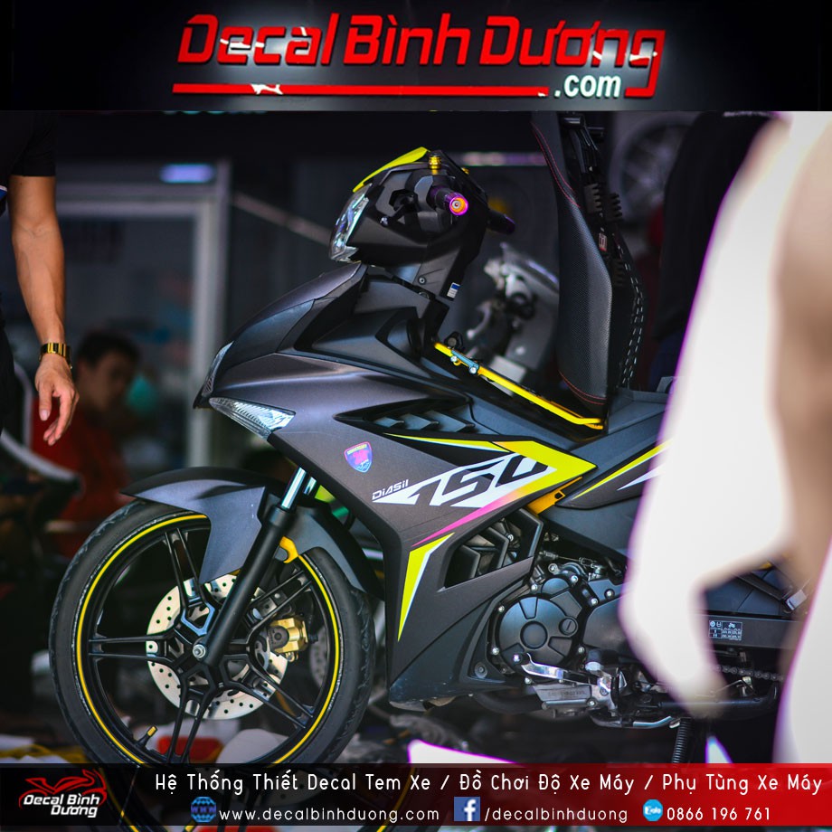 Decal Tem Trùm Exciter 150 Đen Nhám
