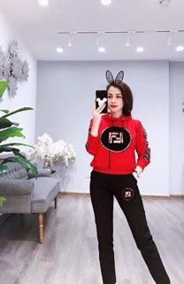 Bộ tt F có mũ