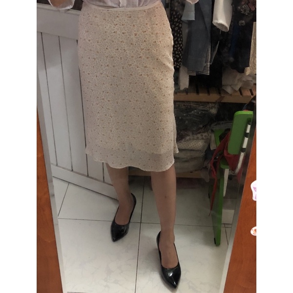 Chân váy voan hoa nhí