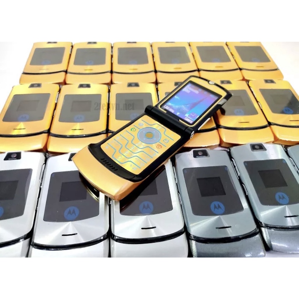 Motorola V3i nắp gặp thiết kế độc đáo sang trọng bàn phím thép