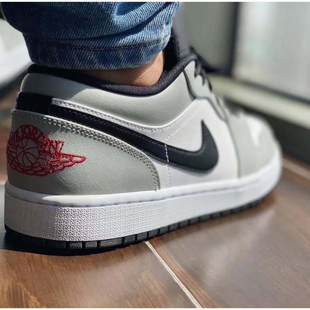 Giày Sneaker Nam Nữ Giá Rẻ, Giày Thể Thao Nike Air Jordan 1 Xám Low, JD1 Cổ Thấp Gót Đỏ Da Cao Cấp Thoáng Khí | WebRaoVat - webraovat.net.vn