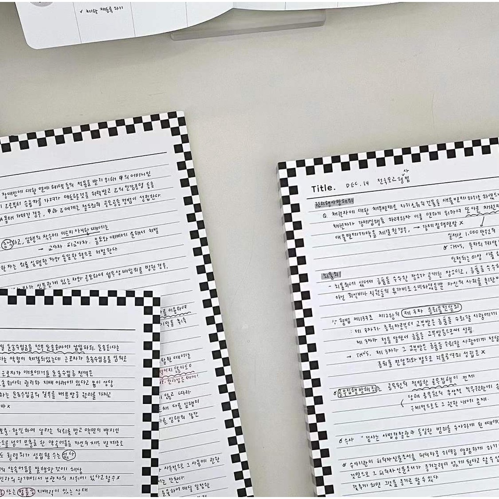 Sổ Tay Ghi Chú Kẻ Ô Trắng Đen Ohaya B5