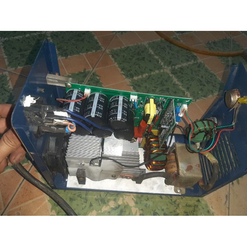 Máy hàn que zx7_200a 4 igbt..hàn que 3.2ly.