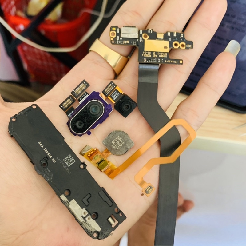 Main sạc,cáp nối main,camera trước sau,loa ngoài,vân tay rin bóc máy