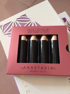 Sét son Anastasia