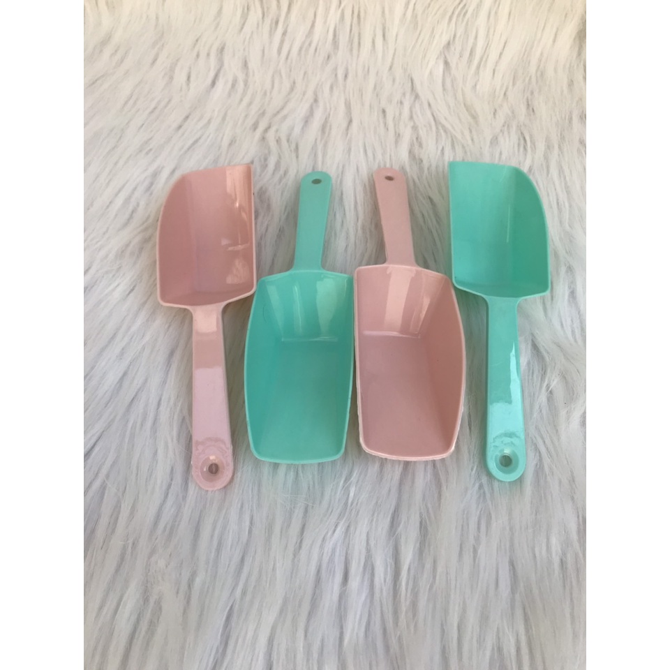 Xẻng xúc thức ăn cho chó mèo