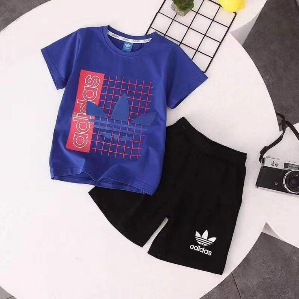 Bộ Đồ 2 Món Áo Thun Cotton Tay Ngắn Cổ Tròn + Quần Short In Logo Adidas Thời Trang Cho Bé 2-13 Tuổi