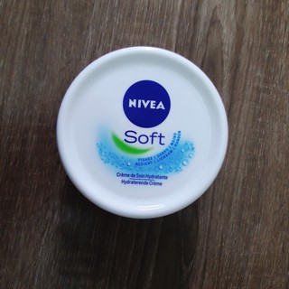 Kem dưỡng da Nivea Soft nội địa Đức