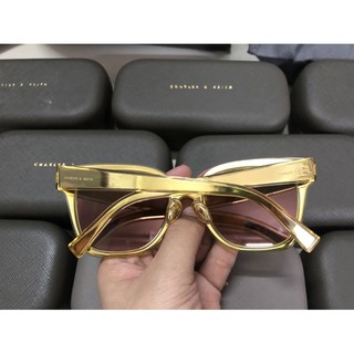 Kính auth new 100%