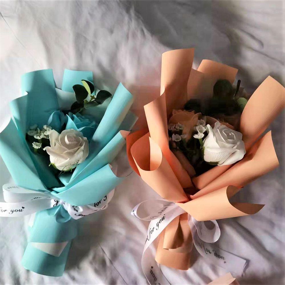 Bó Hoa Hồng Sáp Cỡ Nhỏ Trang Trí Tiệc Ngày Lễ