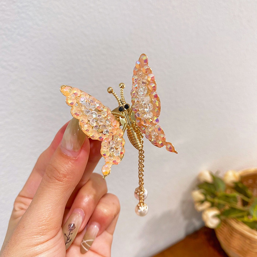 Kẹp Tóc Hình Bướm Đính Ngọc Trai Xinh Xắn Cho Bé Gái