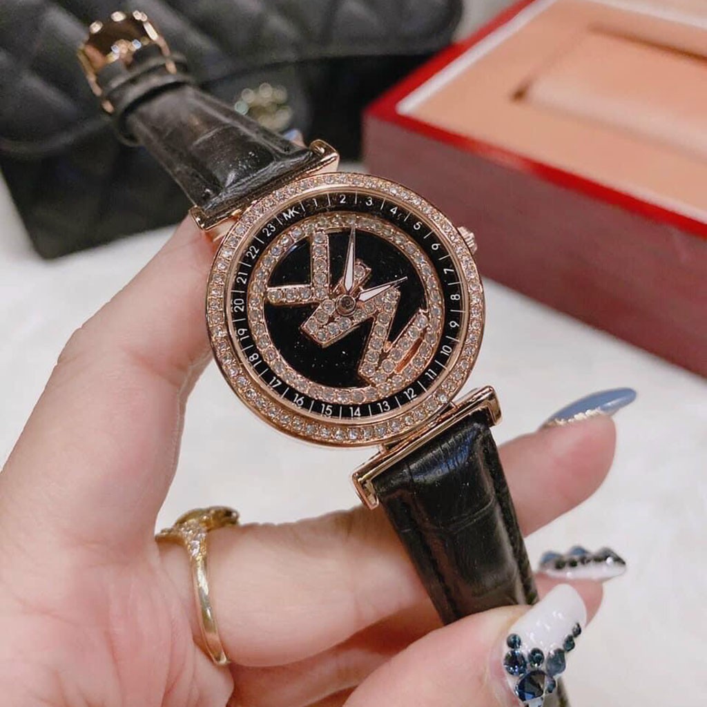 Đồng hồ MK nữ Authentic - Đồng hồ nữ Michael Kors mặt xoay đính đá, dây da, đủ màu | BigBuy360 - bigbuy360.vn