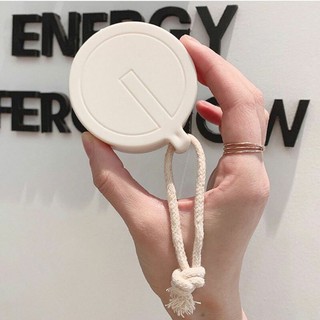 Bình nước hoa cúc, bình nước thủy tinh.