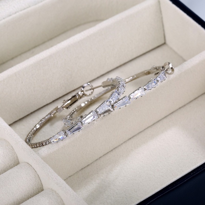 Khuyên Tai Tròn Đính Đá Pha Lê Thời Trang Nữ Tính