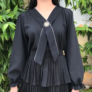 Áo kiểu cổ V công sở