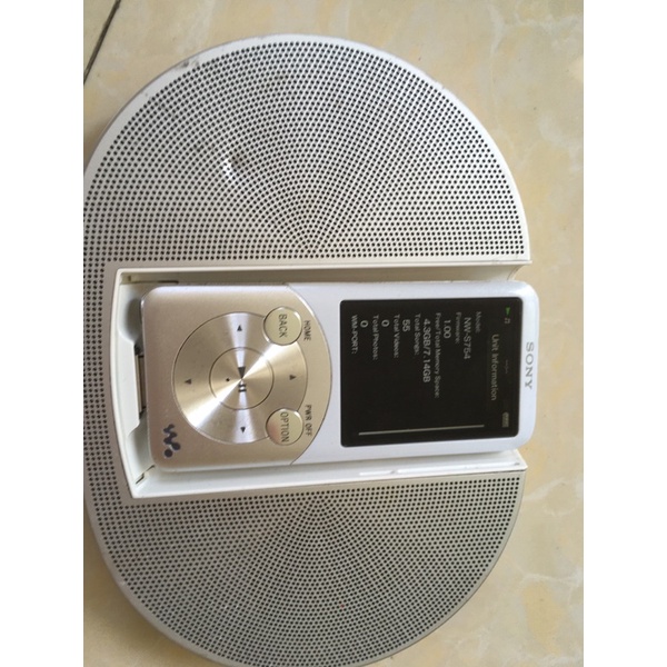 Mp3+dock loa sony walkman s754