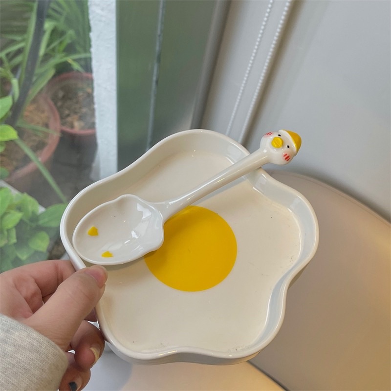 Bộ đĩa và muỗng thìa gốm sứ trứng vịt ốp la cute set decor siêu xinh cho phòng của bạn