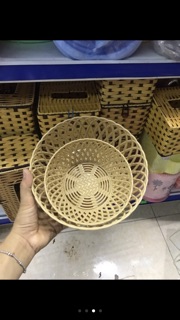 Rổ nhựa đan giả mây