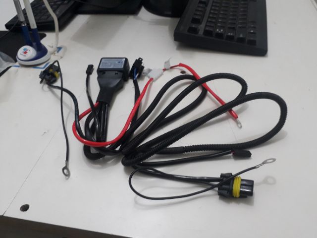 Dây rơ-le đôi 12V / 24V  chân H4 điều khiển ra 2 đèn bi xenon