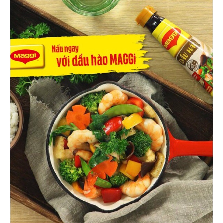 Dầu Hào Maggi 820g chai lớn tiết kiệm