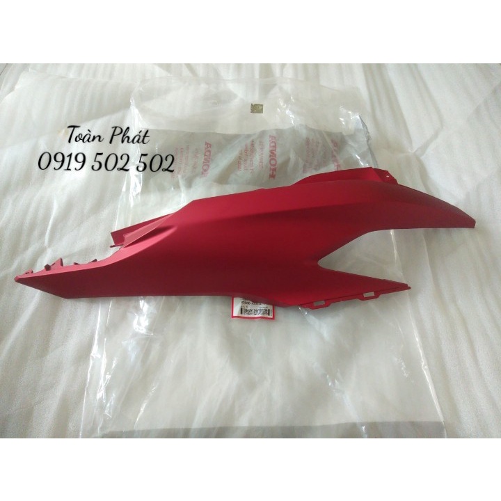 BỤNG SAU ĐỎ NHÁM BÊN PHẢI - VARIO 125 2019 - VARIO 150 2019 CHÍNH HÃNG HONDA INDONESIA