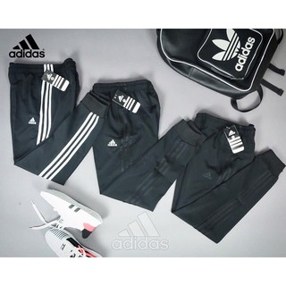 Quần jogger  dày dặn sọc trắng