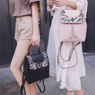[NHẬP WBSFREE GIẢM 15%] Balo thêu Charles  Keith