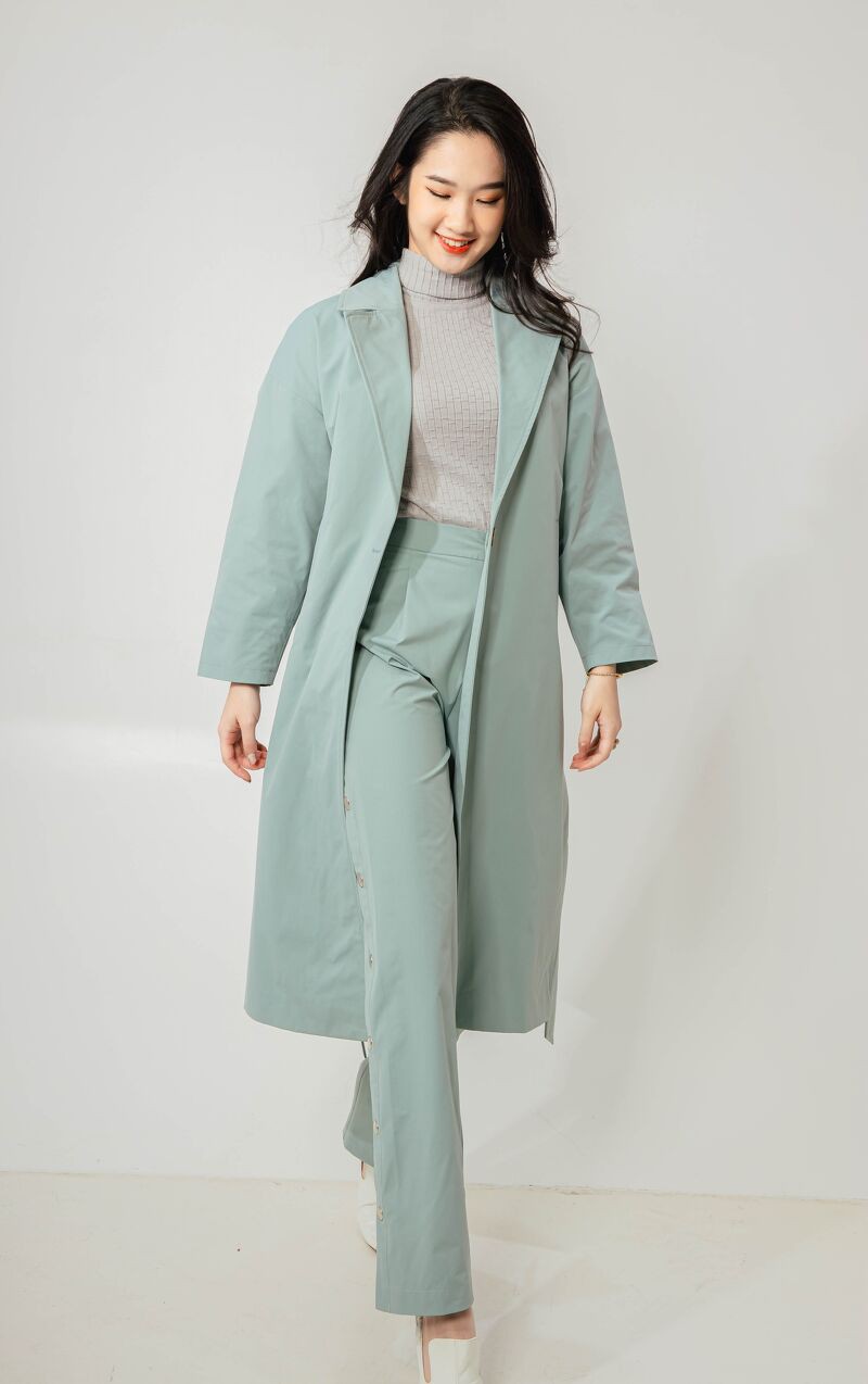 Áo blazer tay dài cổ ve to CCHAT