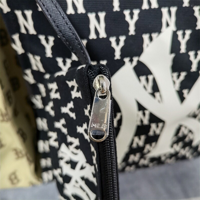 Túi Đeo Vai MLB Bản To Kèm Ví Nhỏ Logo In Họa Tiết Mono Siêu Đẹp