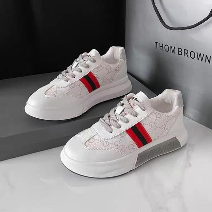 Giày thể thao nữ hot hit | BigBuy360 - bigbuy360.vn